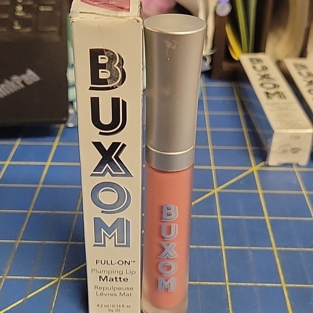 Buxom Full-On Plumping Lip Matte 4.2ml NIB - Dolly